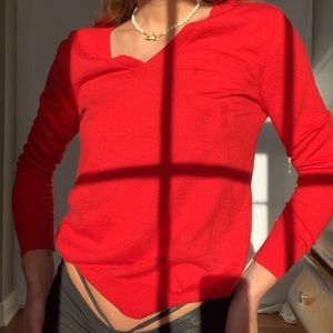 Banana Republic 100% wool red v neck sweater